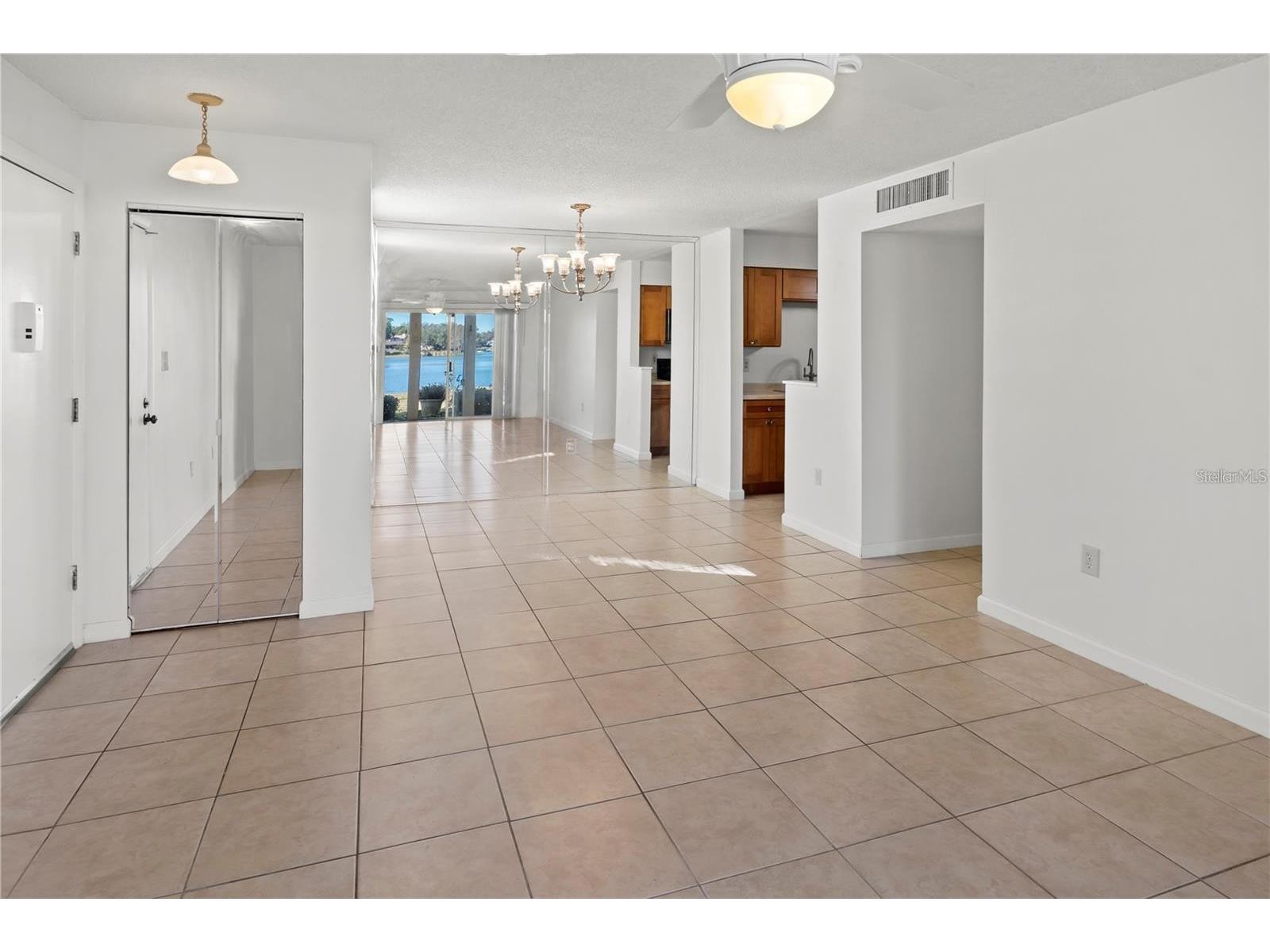 530 Orange Drive #11 Altamonte Springs FL 32701 - LAKE ORIENTA O6393345 image8