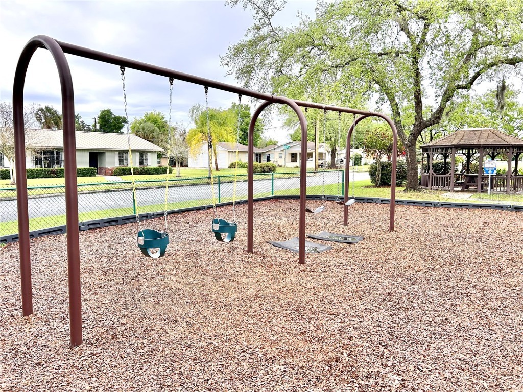 530 Park Avenue #532 Umatilla FL 32784 O6360202 image25