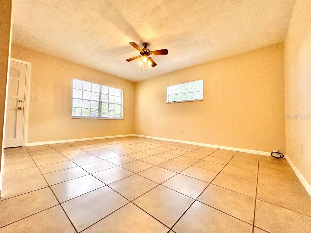 530 Park Avenue #532 Umatilla FL 32784 O6360202 image5