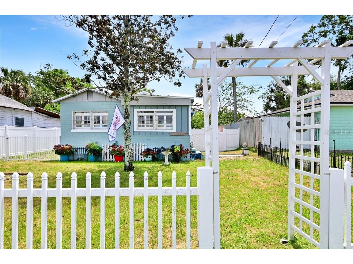 530 Ronnoc Lane New Smyrna Beach FL 32168 NS1084658 image1