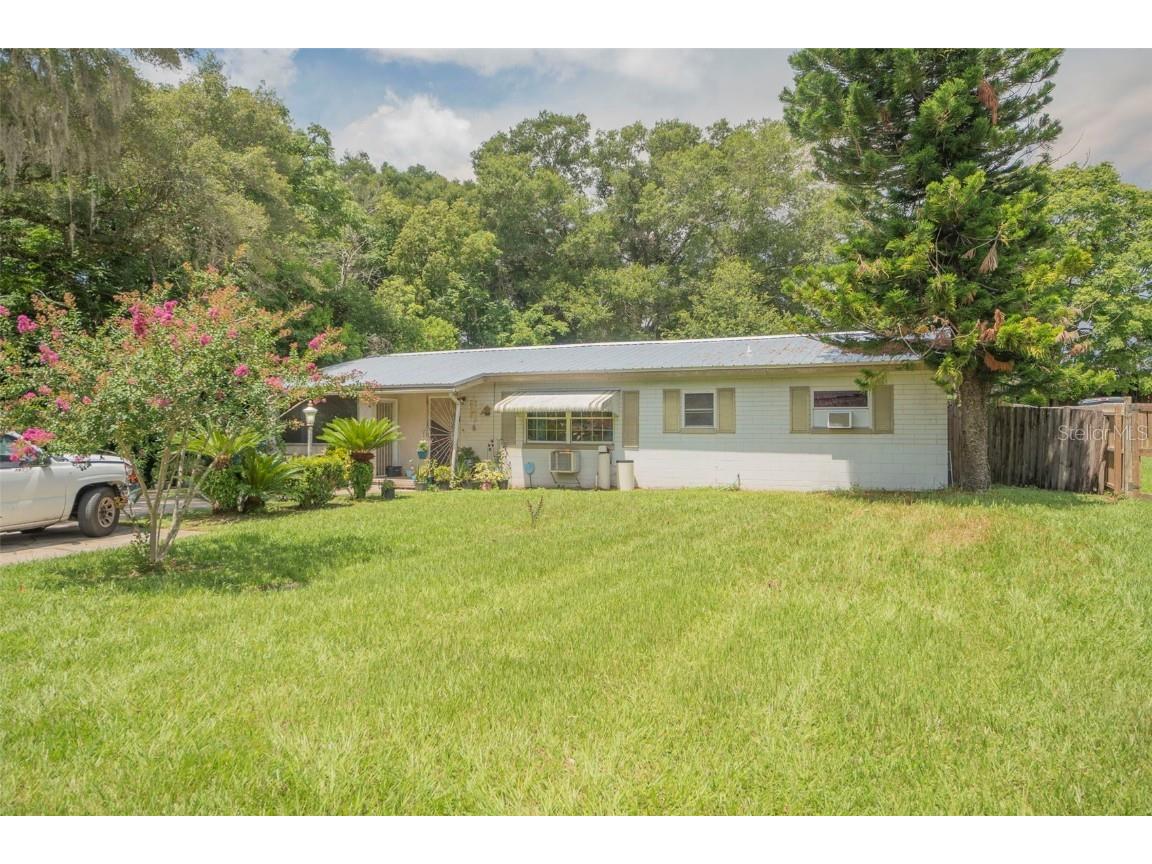 530 S Dexter Avenue Deland FL 32720 FC302154 image1