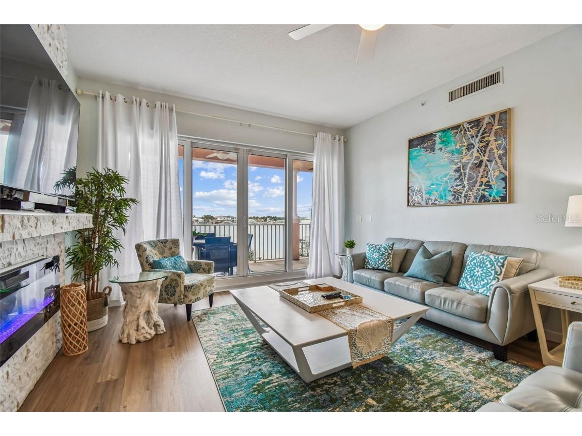 530 S Gulfview Boulevard #304 Clearwater Beach FL 33767 - CLEARWATER BAY TB8424433 image16