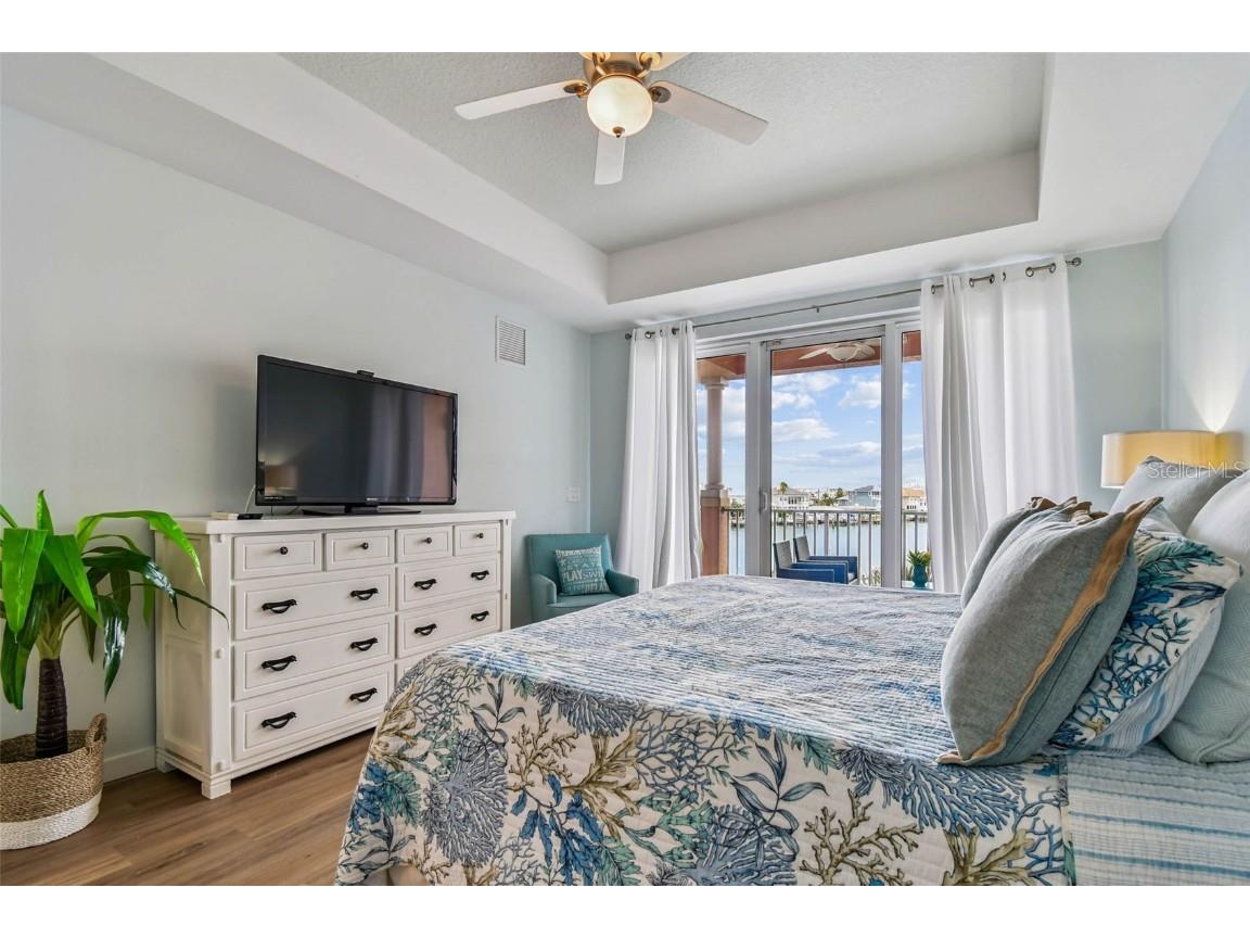 530 S Gulfview Boulevard #304 Clearwater Beach FL 33767 - CLEARWATER BAY TB8424433 image20