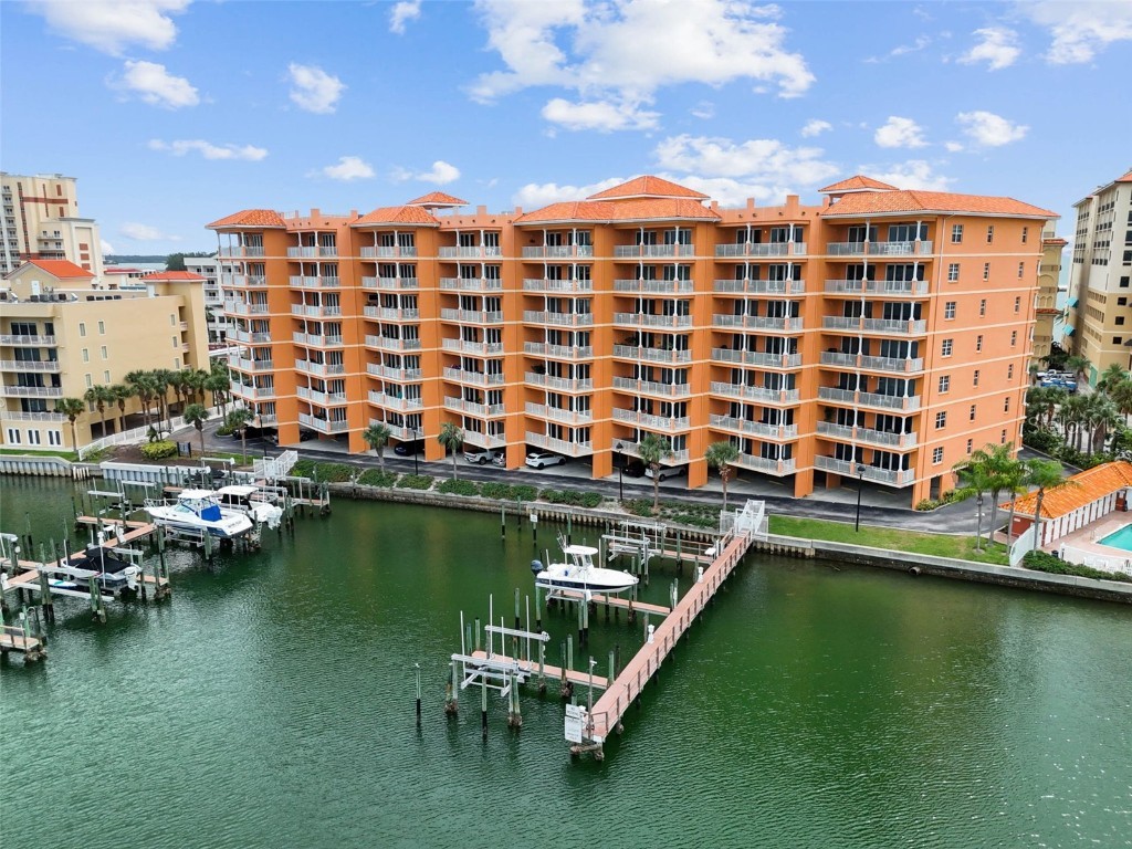 530 S Gulfview Boulevard #304 Clearwater Beach FL 33767 - CLEARWATER BAY TB8424433 image3