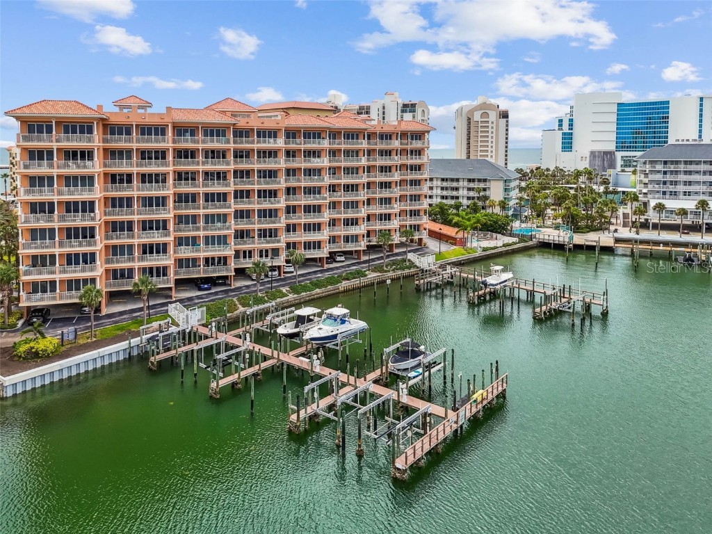 530 S Gulfview Boulevard #304 Clearwater Beach FL 33767 - CLEARWATER BAY TB8424433 image4