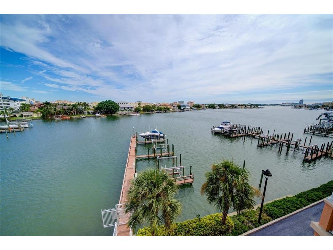 530 S Gulfview Boulevard #401 Clearwater Beach FL 33767 - CLEARWATER BAY U8113380 image6