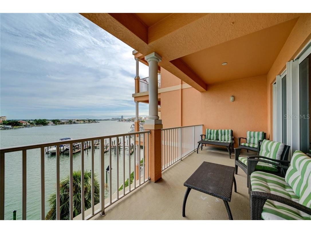 530 S Gulfview Boulevard #401 Clearwater Beach FL 33767 - CLEARWATER BAY U8113380 image7