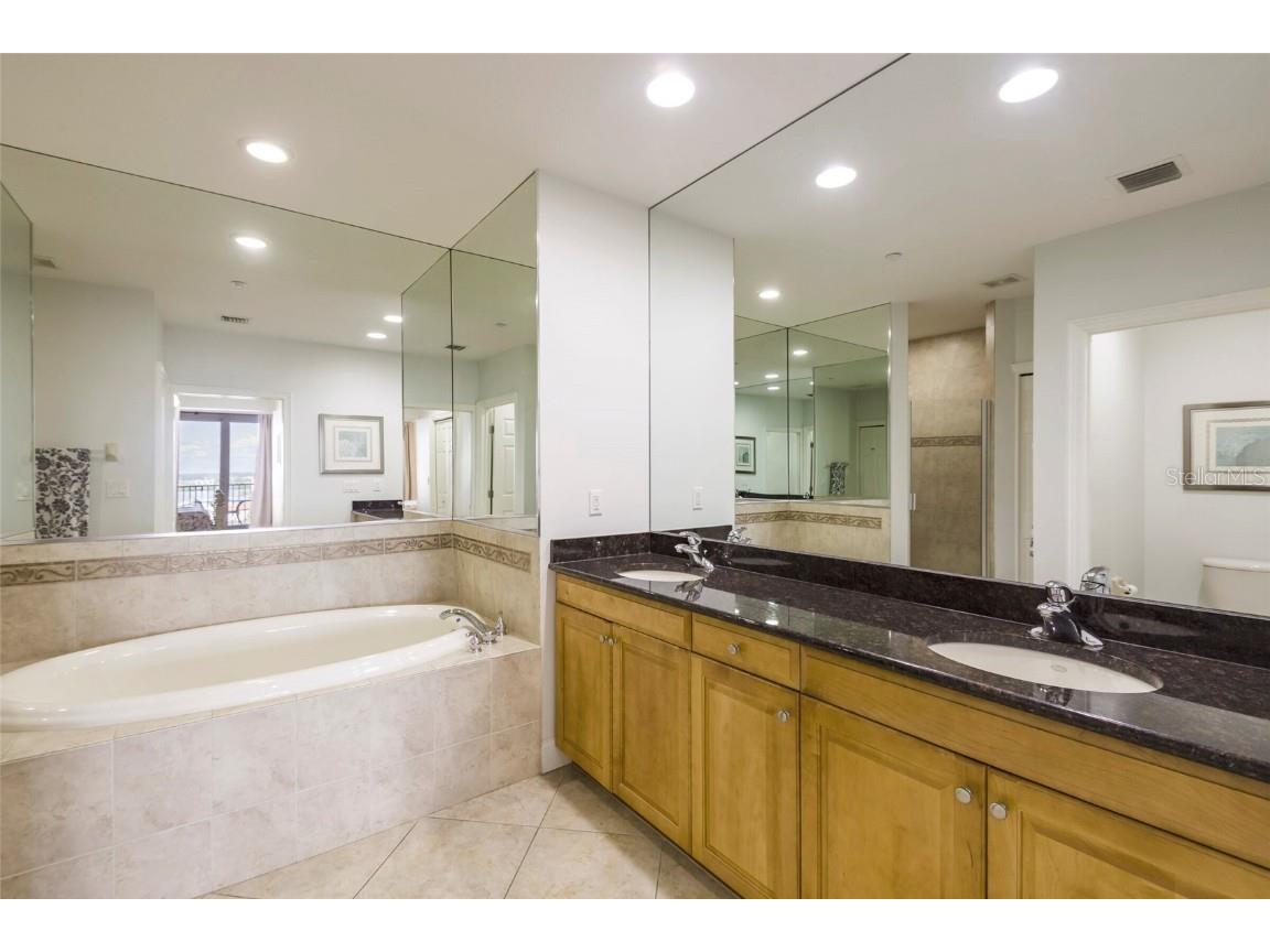 530 S Gulfview Boulevard #805 Clearwater FL 33767 TB8418594 image15