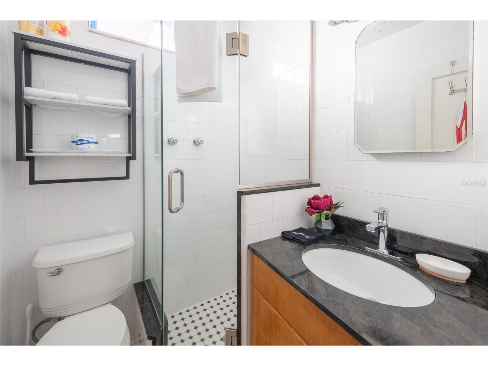 530 S Orange Avenue Sarasota FL 34236 A4686338 image36