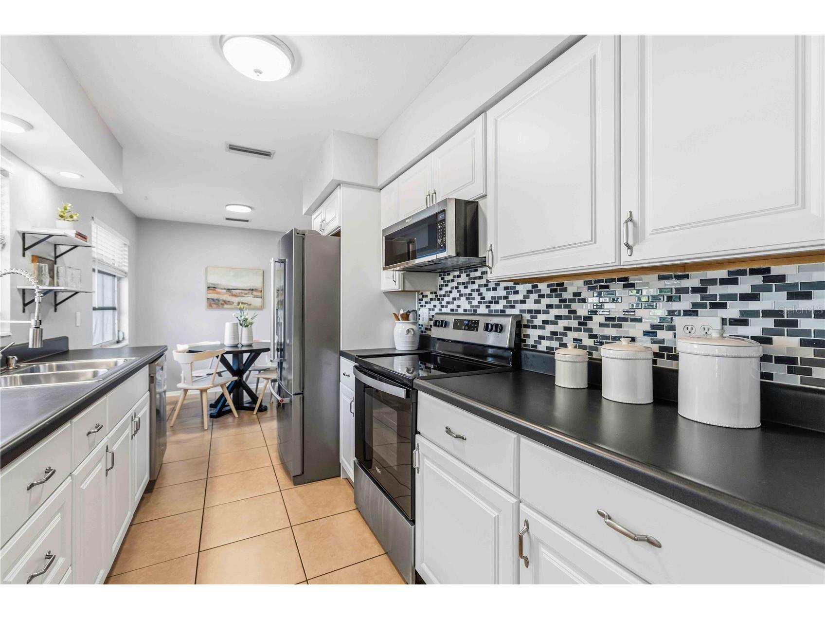 530 Saint Andrews Drive Sarasota FL 34243 A4690819 image16
