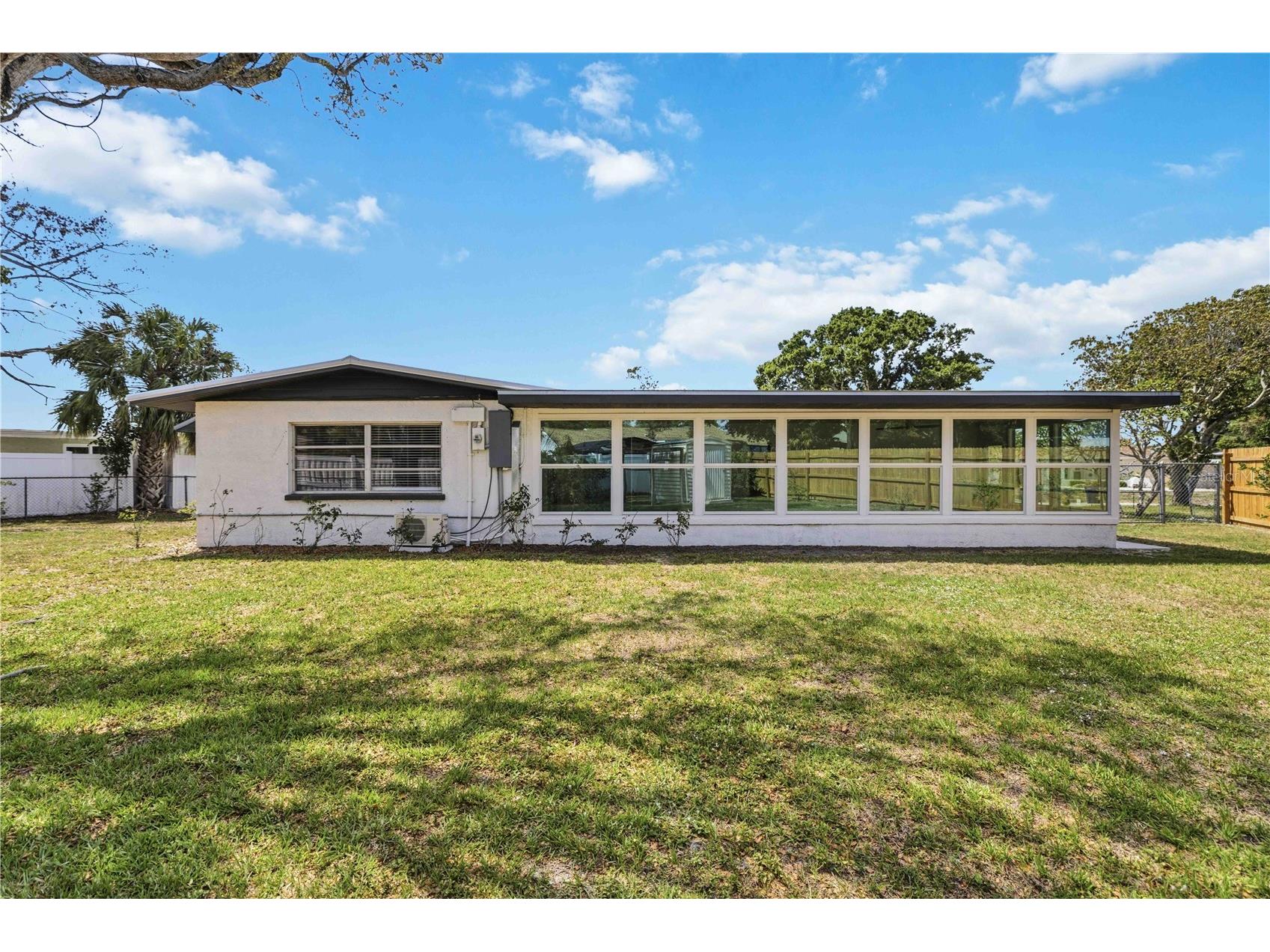 530 Saint Andrews Drive Sarasota FL 34243 A4690819 image39