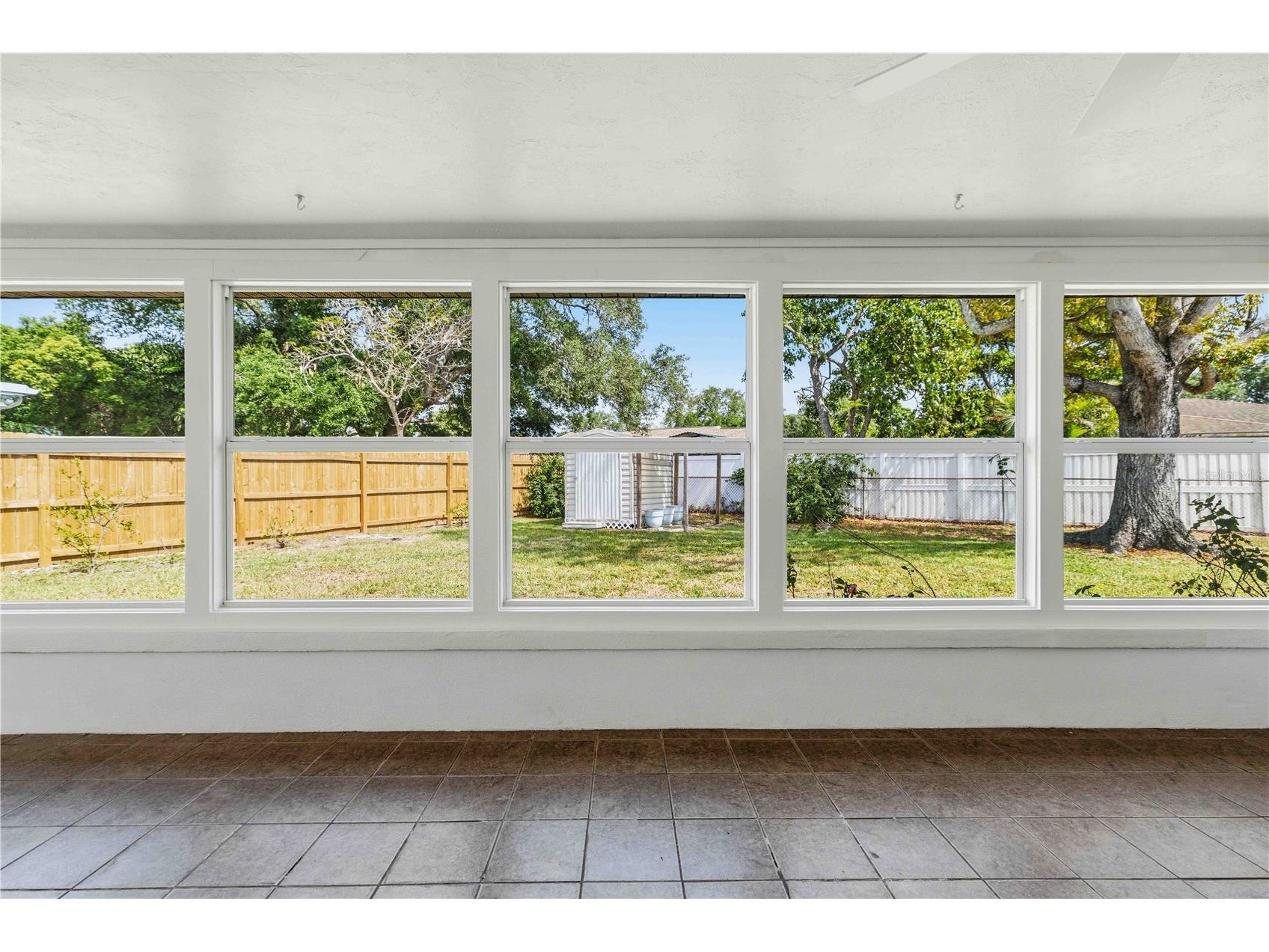 530 Saint Andrews Drive Sarasota FL 34243 A4690819 image49