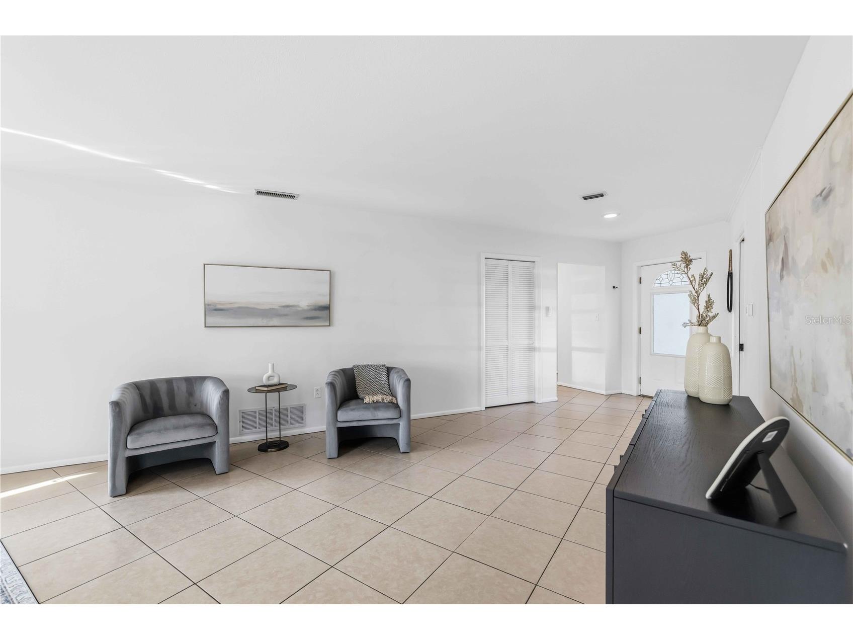 530 Saint Andrews Drive Sarasota FL 34243 A4690819 image7