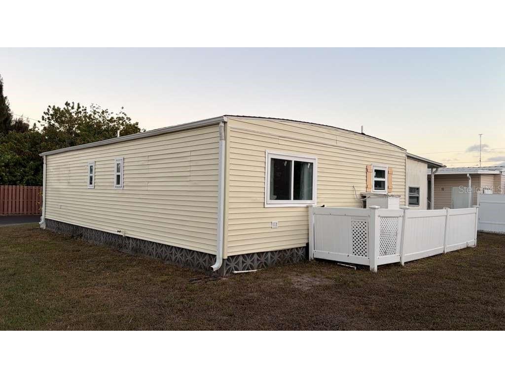 530 Sun Up Street North Fort Myers FL 33917 P4937633 image12