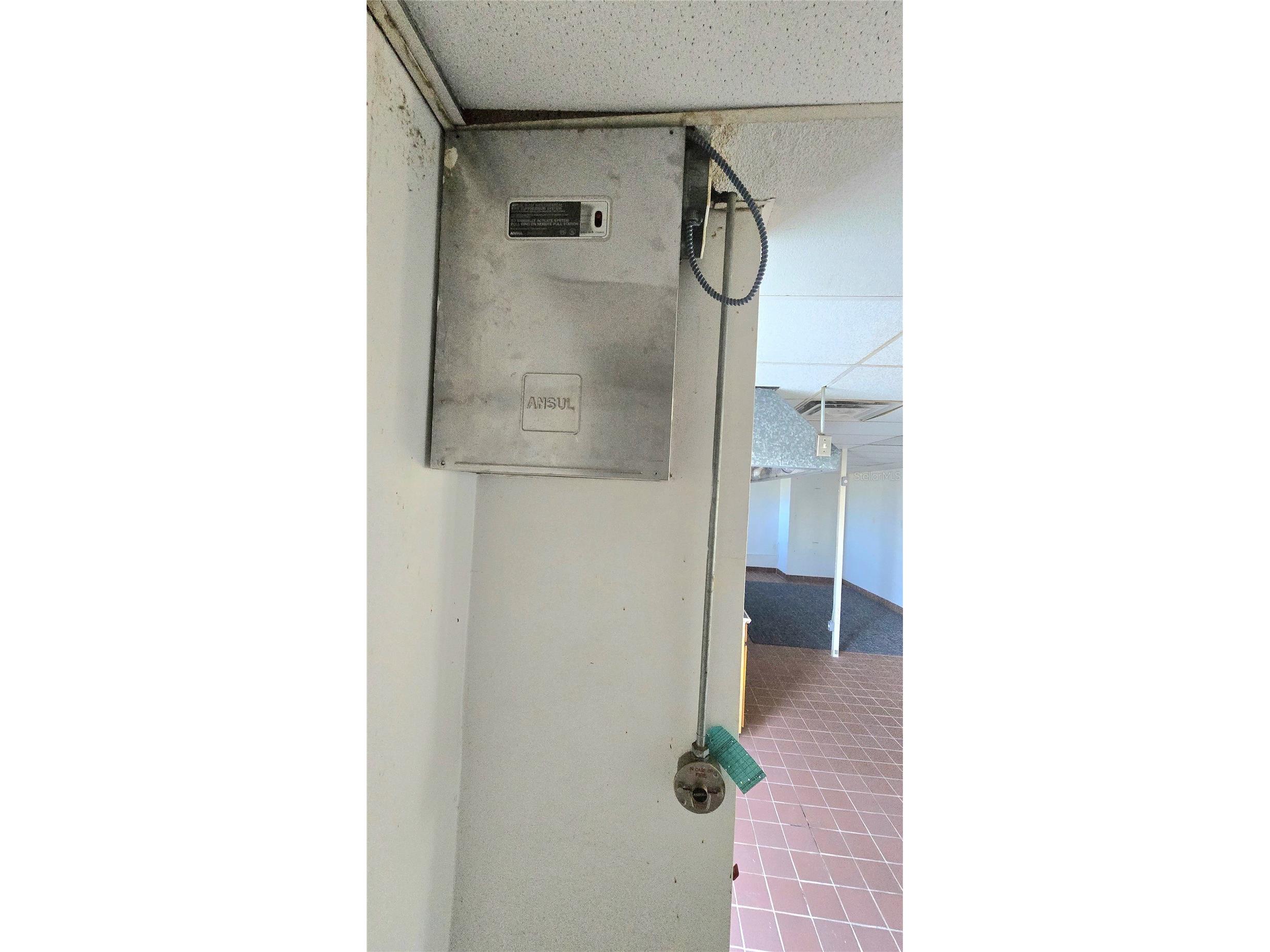 530 Us-41-Byp #17 AND 18A Venice FL 34285 A4693126 image17