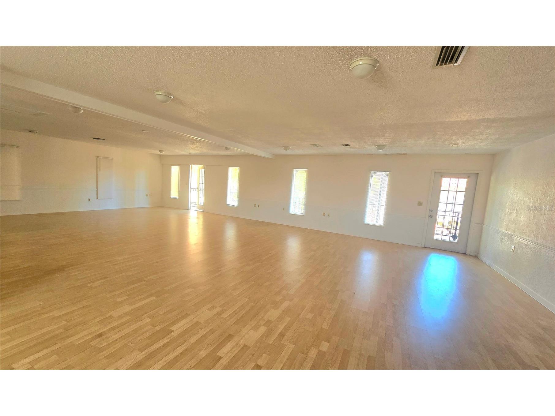 530 Us-41-Byp #20-21B Venice FL 34285 A4693124 image11