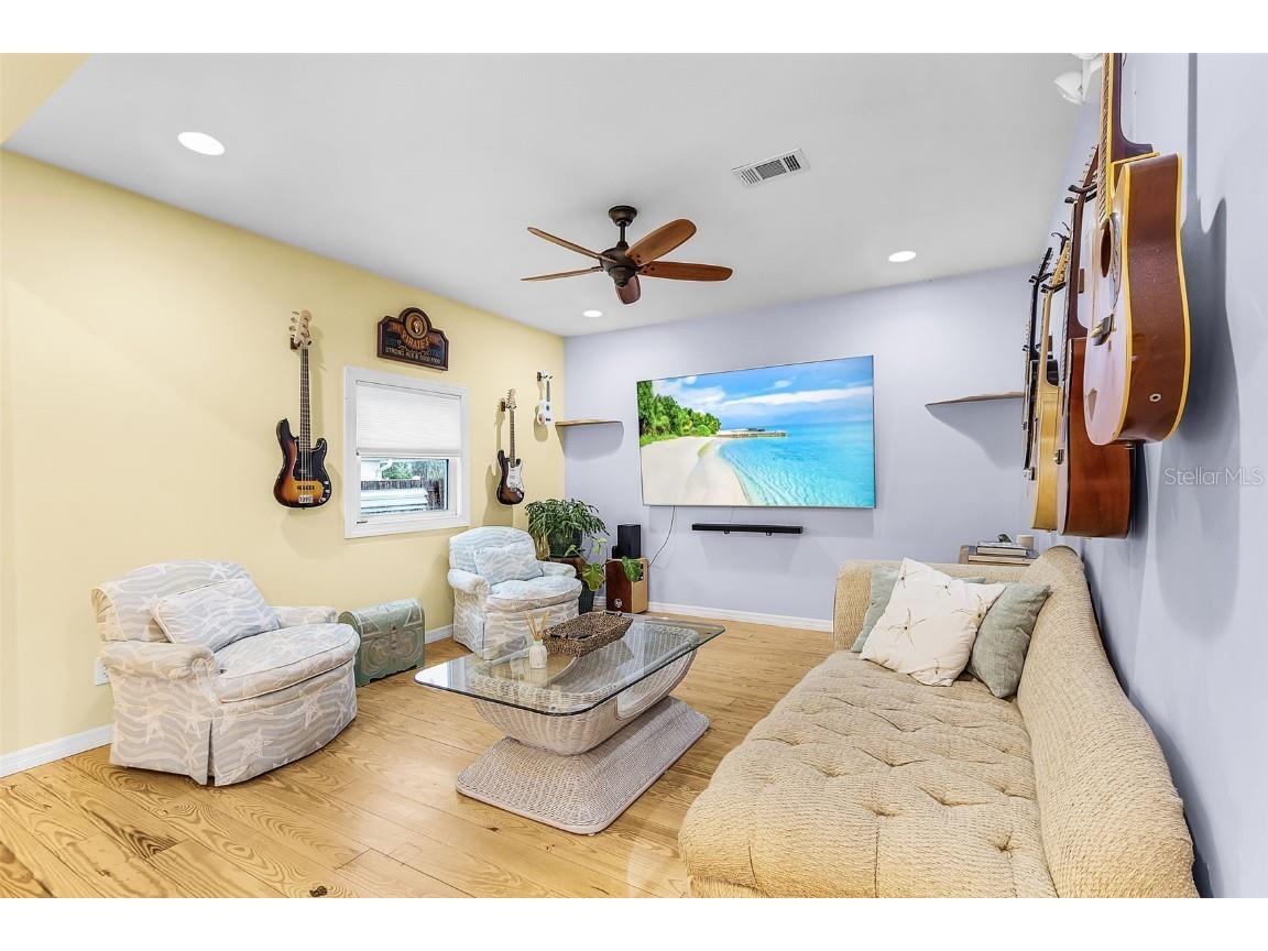 530 W Green Street Englewood FL 34223 - LEMON BAY D6143782 image23