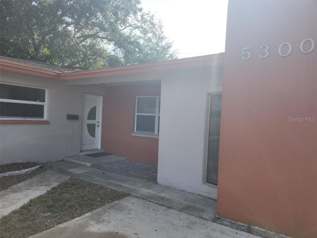 5300 102nd Avenue N Pinellas Park FL 33782 U8223153 image1