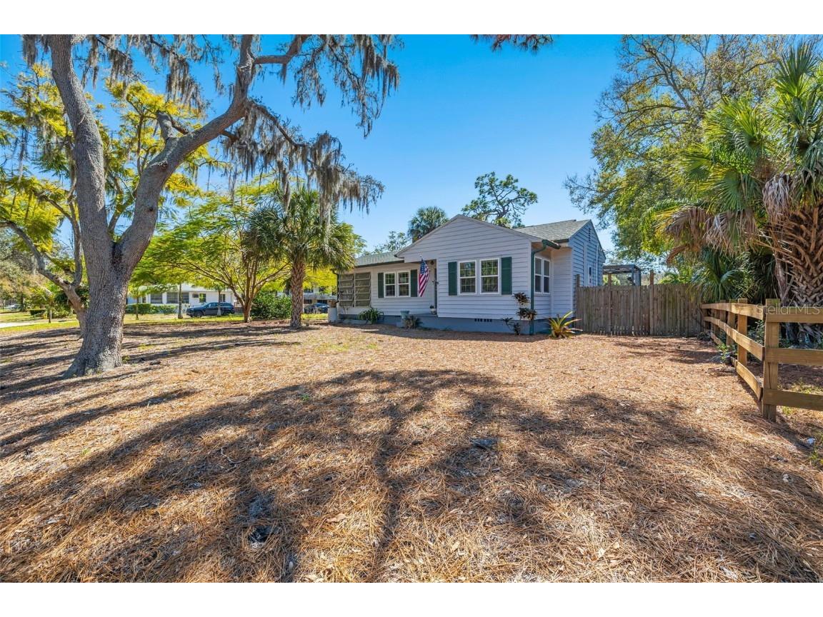 5300 2nd Avenue S Saint Petersburg FL 33707 U8235234 image1