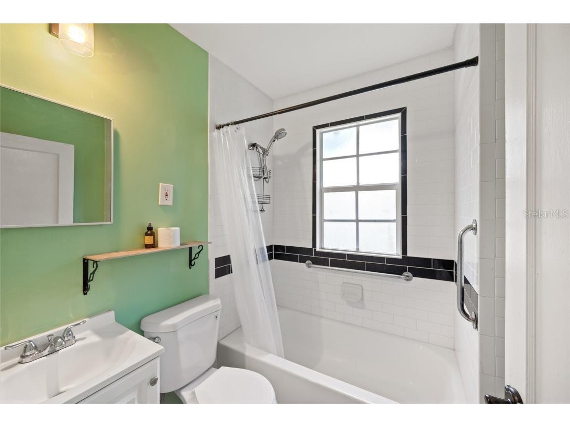 5300 7th Avenue N Saint Petersburg FL 33710 TB8425476 image11