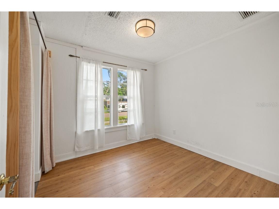 5300 7th Avenue N Saint Petersburg FL 33710 TB8425476 image15