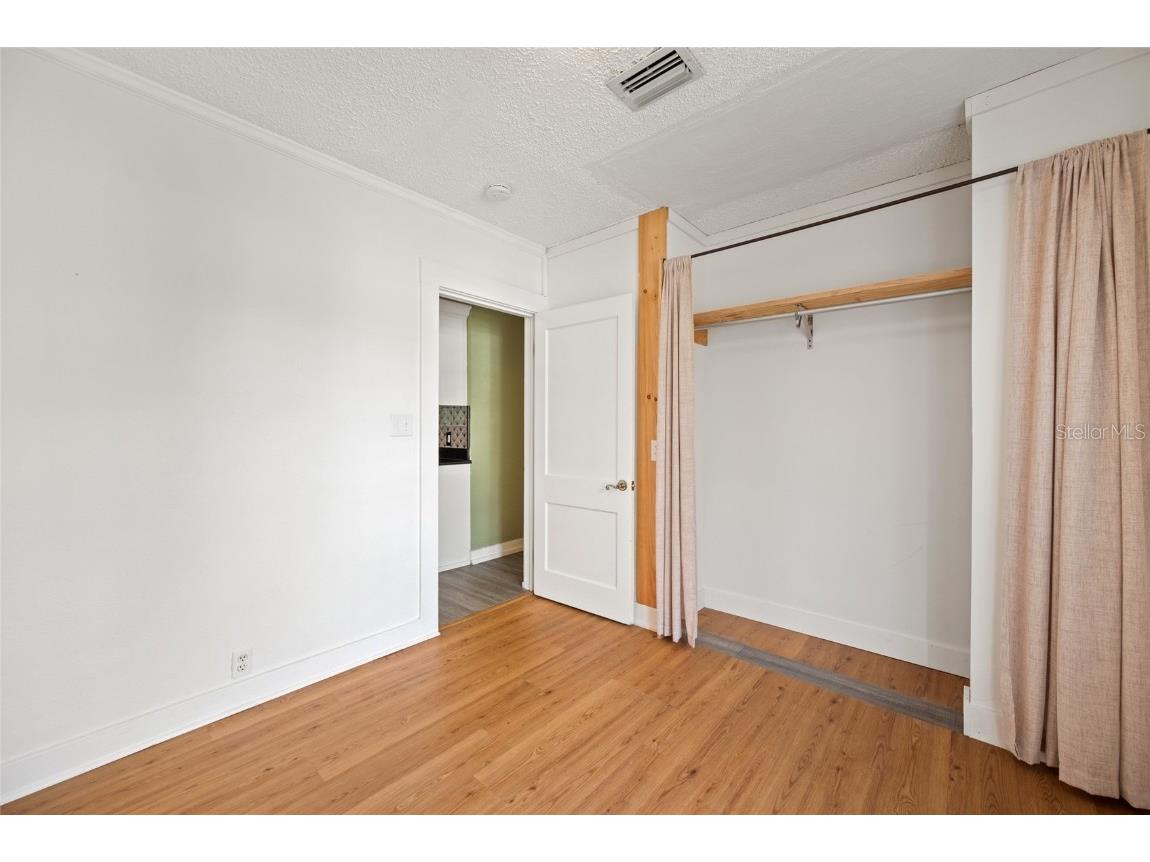 5300 7th Avenue N Saint Petersburg FL 33710 TB8425476 image16