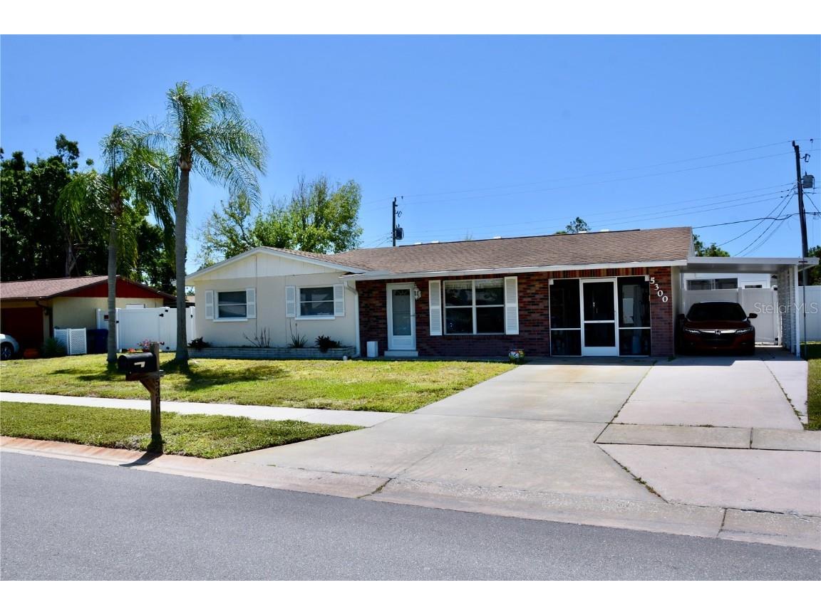 5300 Brookmeade Drive, Sarasota, FL, 34232 MLS A4607340 Edina Realty