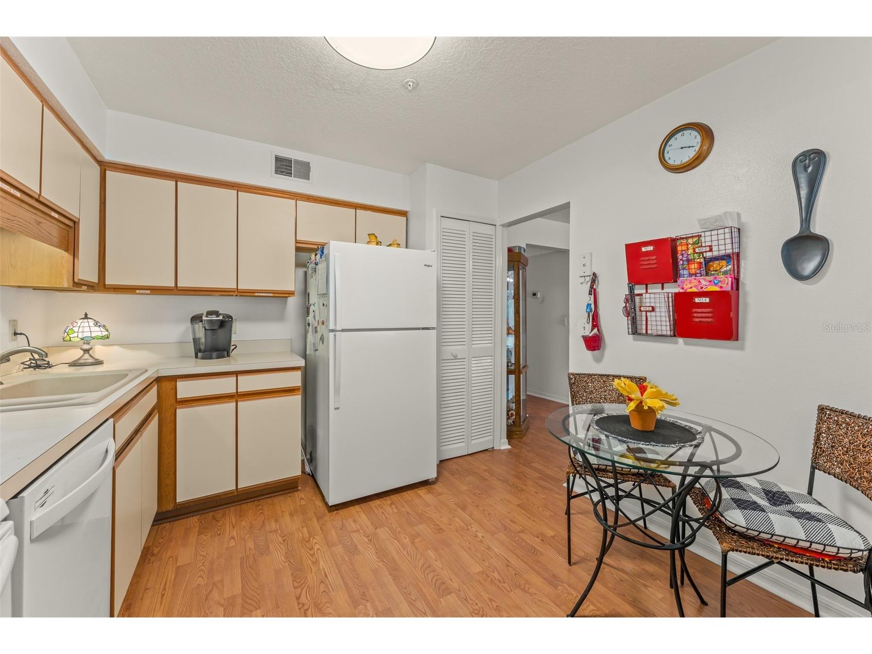 5300 Dover Village Lane #4 Orlando FL 32812 O6384292 image11