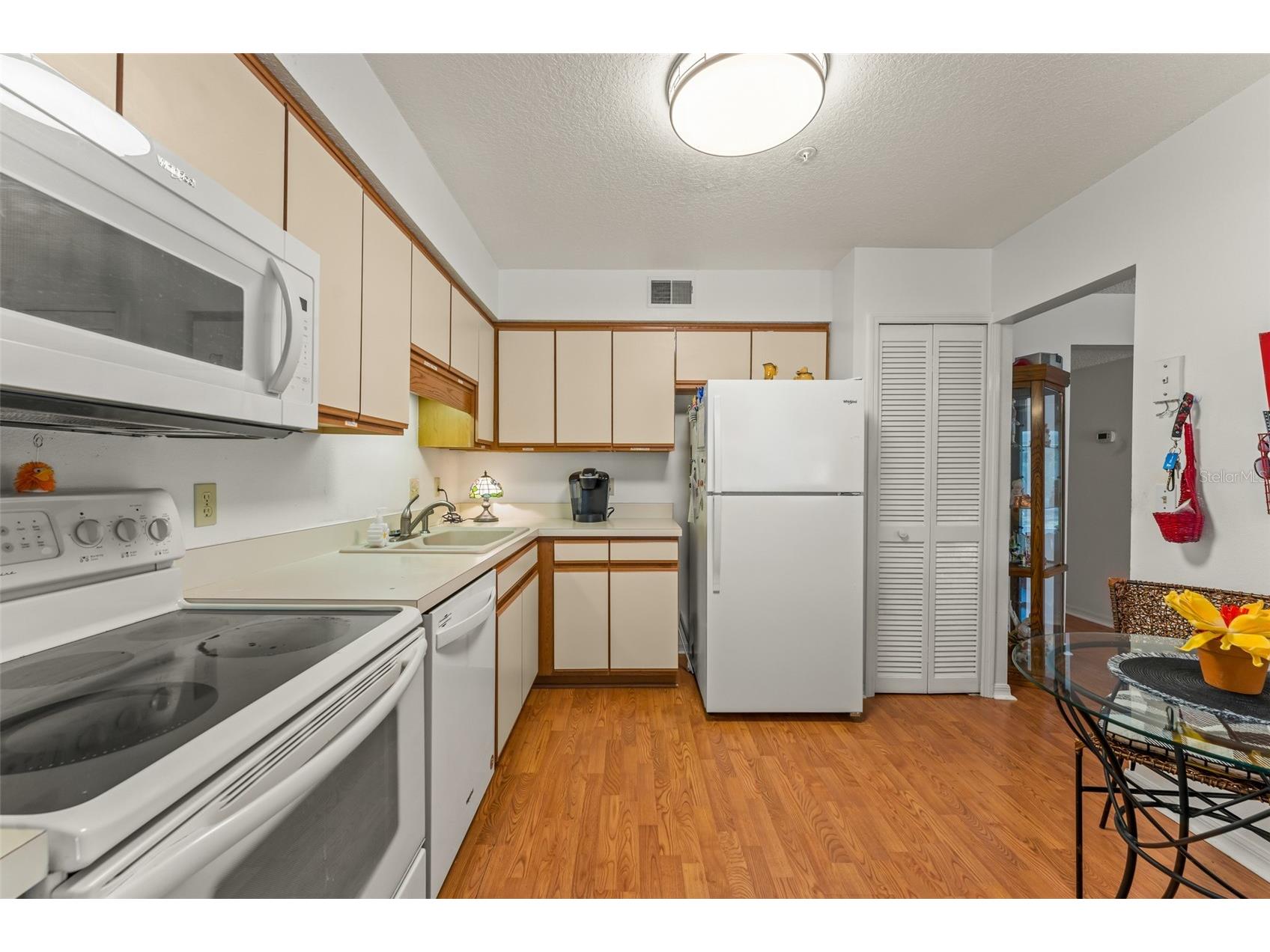 5300 Dover Village Lane #4 Orlando FL 32812 O6384292 image9