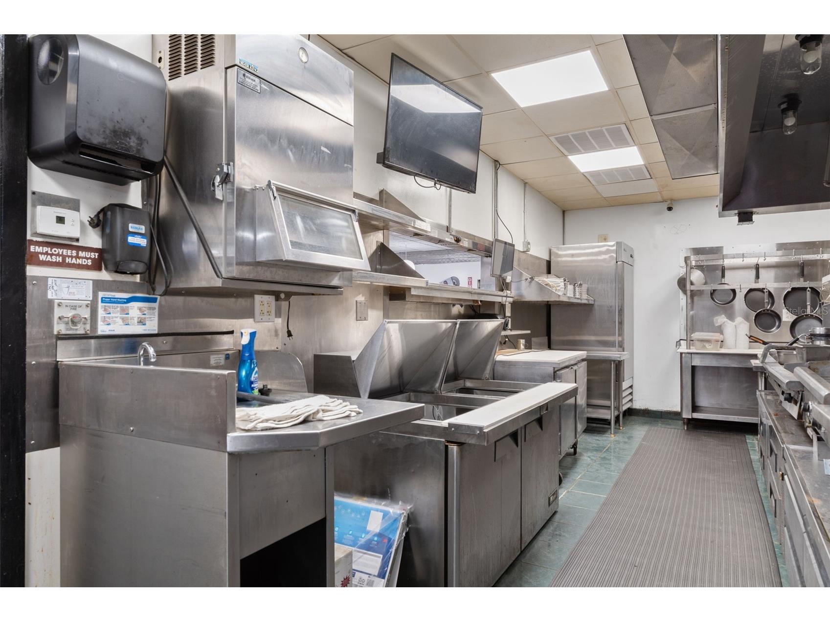 5300 E Silver Springs Boulevard #B Silver Springs FL 34488 OM724283 image21