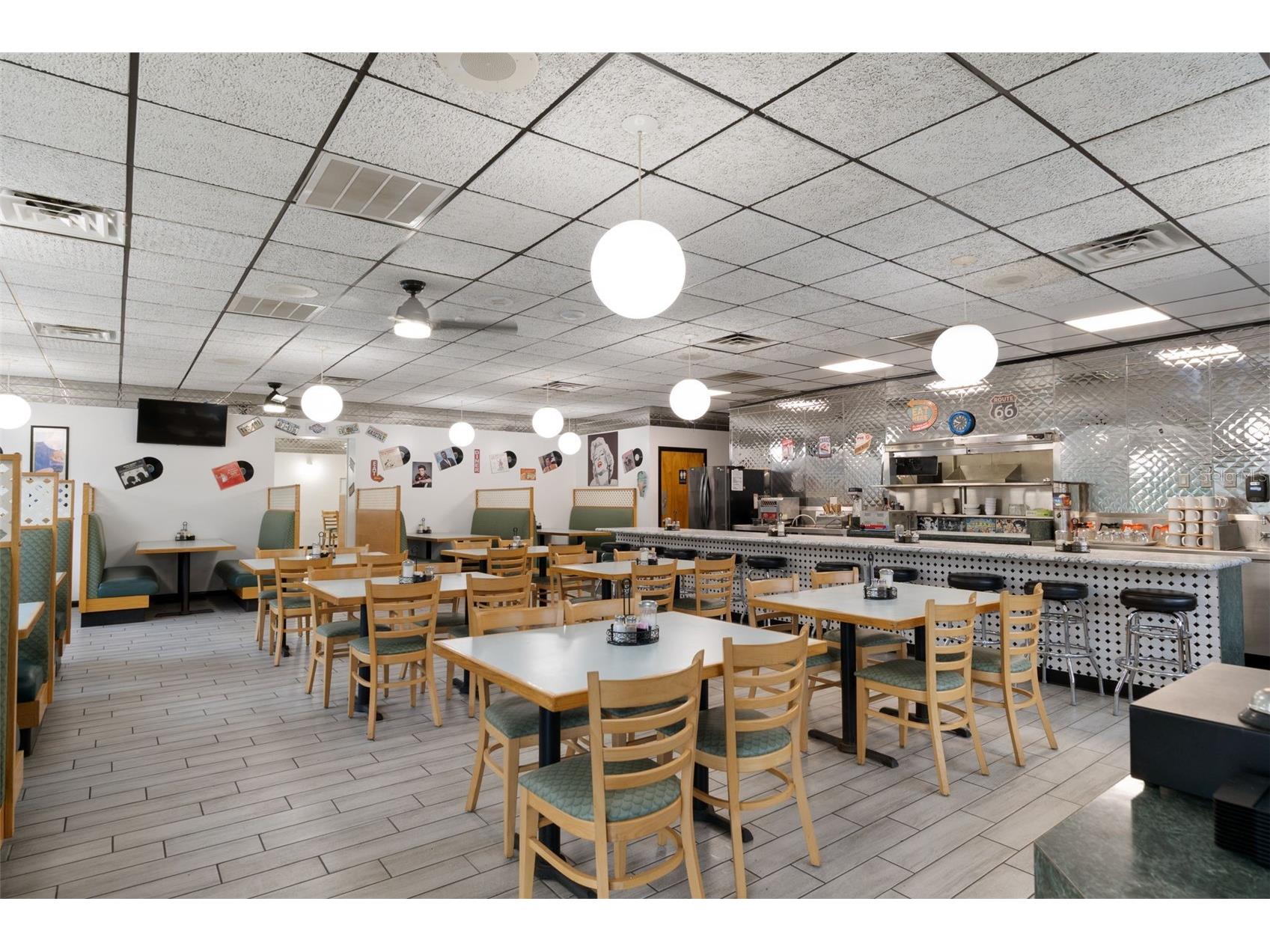 5300 E Silver Springs Boulevard #B Silver Springs FL 34488 OM724283 image3
