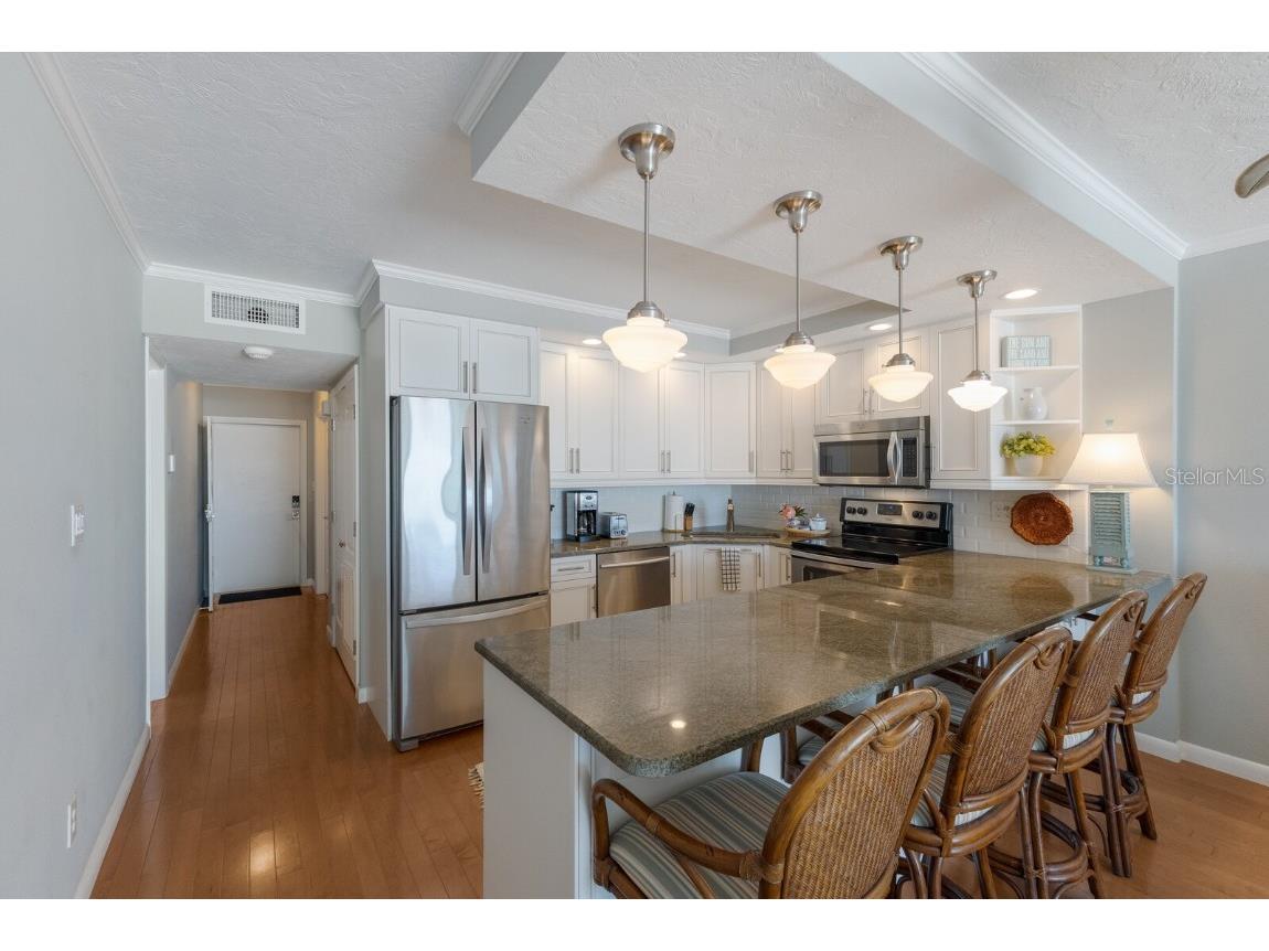 5300 Gulf Drive #204 Holmes Beach FL 34217 - GULF OF MEXICO A4646632 image18