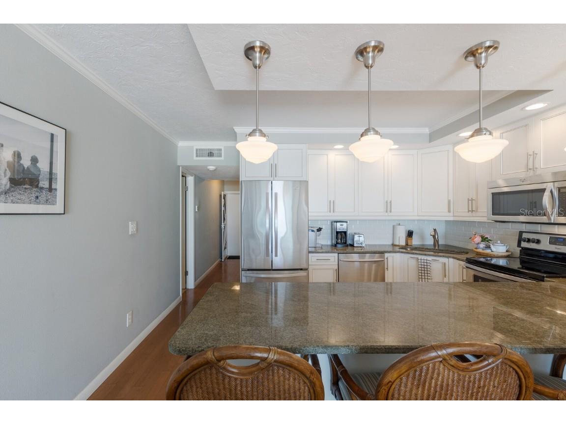 5300 Gulf Drive #204 Holmes Beach FL 34217 - GULF OF MEXICO A4646632 image19