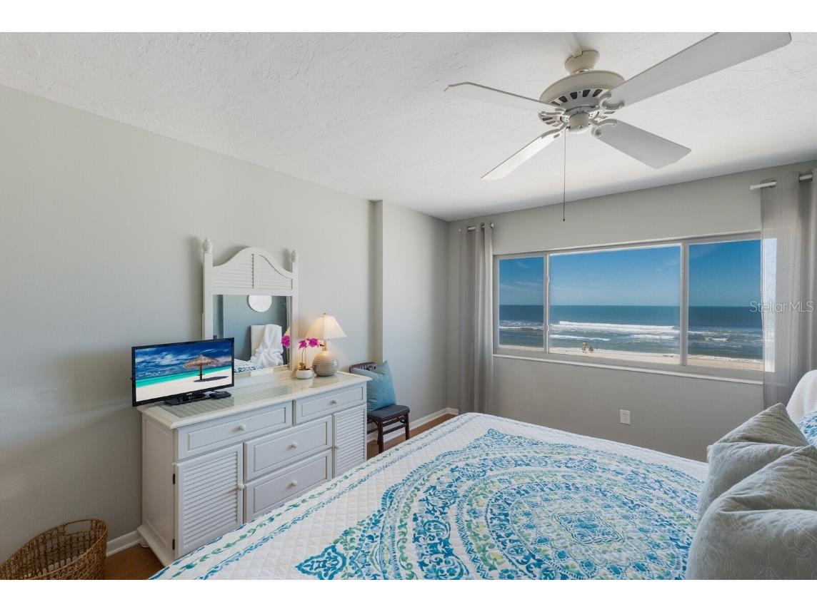 5300 Gulf Drive #204 Holmes Beach FL 34217 - GULF OF MEXICO A4646632 image30