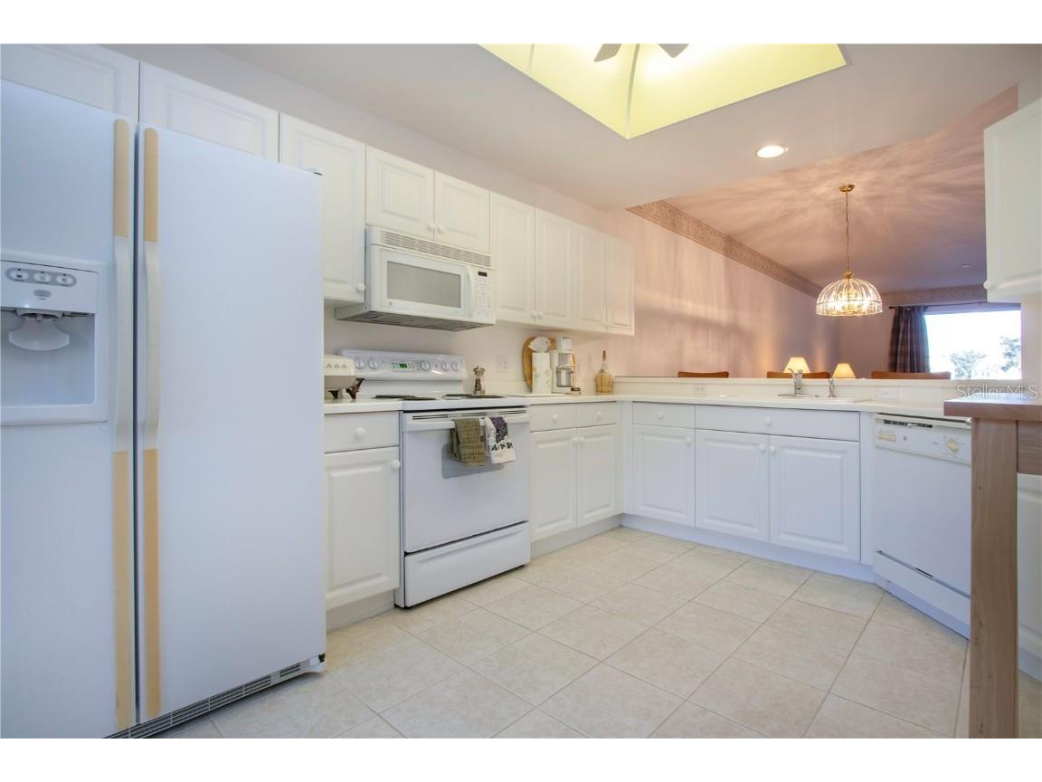 5300 Hyland Hills Avenue #U2016 Sarasota FL 34241 A4673371 image22