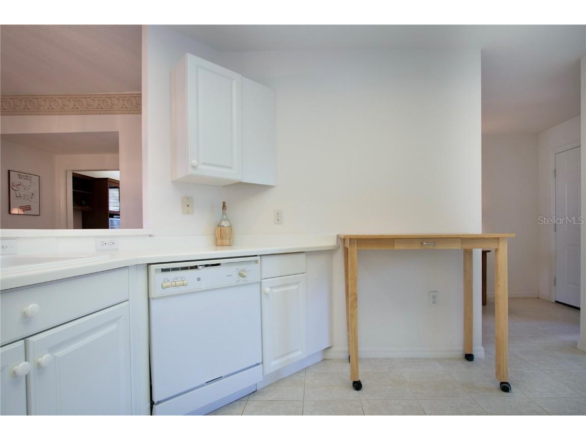 5300 Hyland Hills Avenue #U2016 Sarasota FL 34241 A4673371 image24