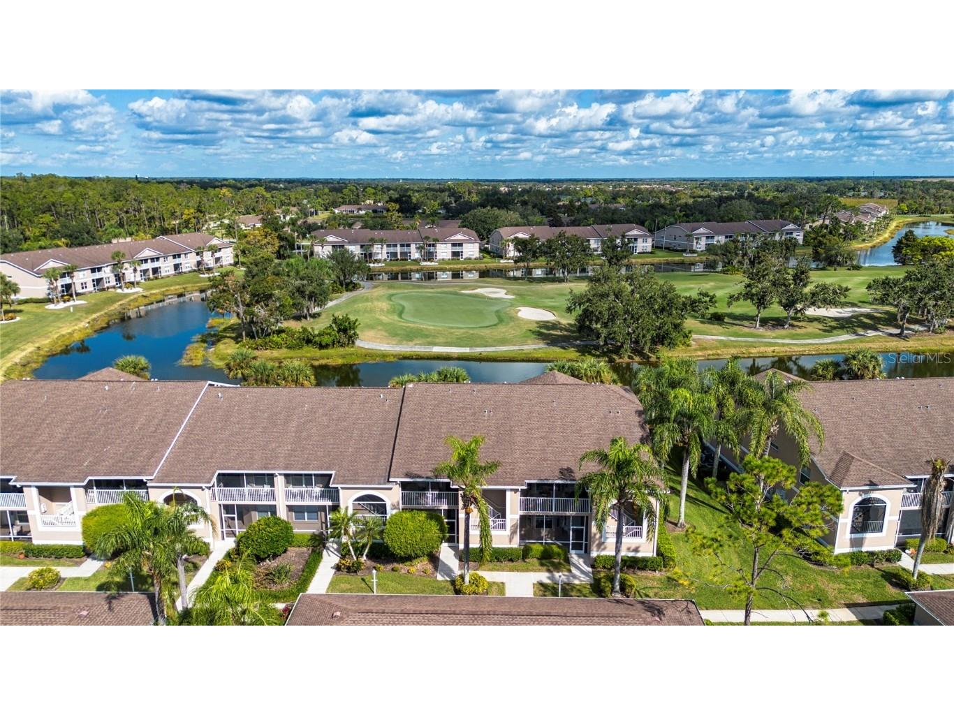 5300 Hyland Hills Avenue #U2016 Sarasota FL 34241 A4673371 image3