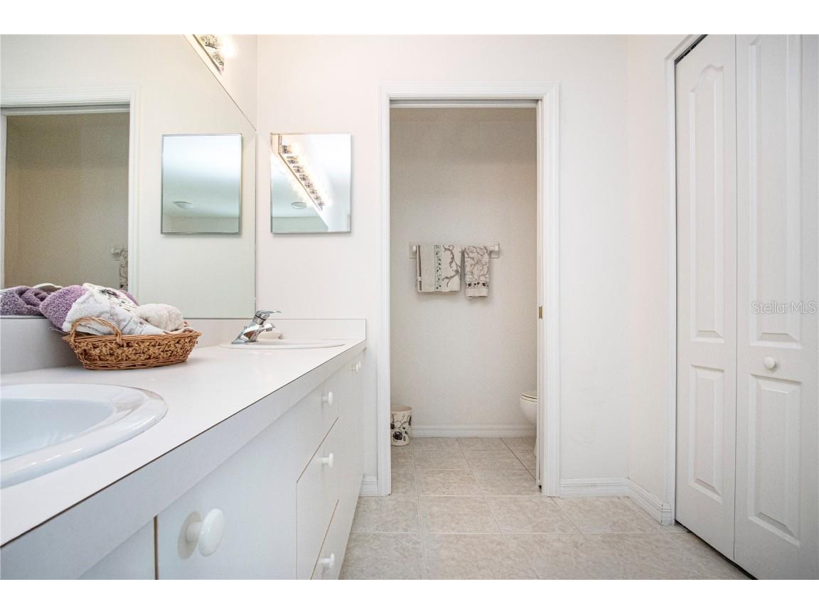 5300 Hyland Hills Avenue #U2016 Sarasota FL 34241 A4673371 image32