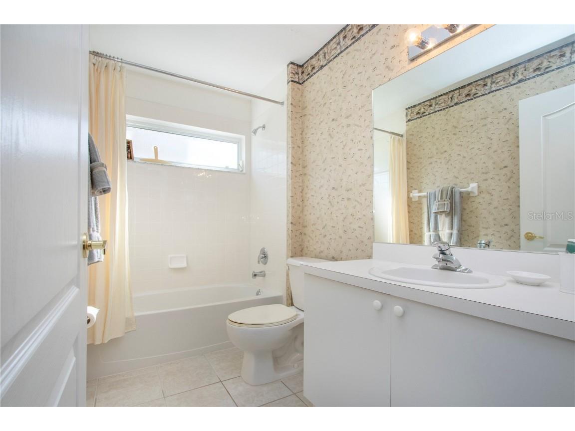 5300 Hyland Hills Avenue #U2016 Sarasota FL 34241 A4673371 image39