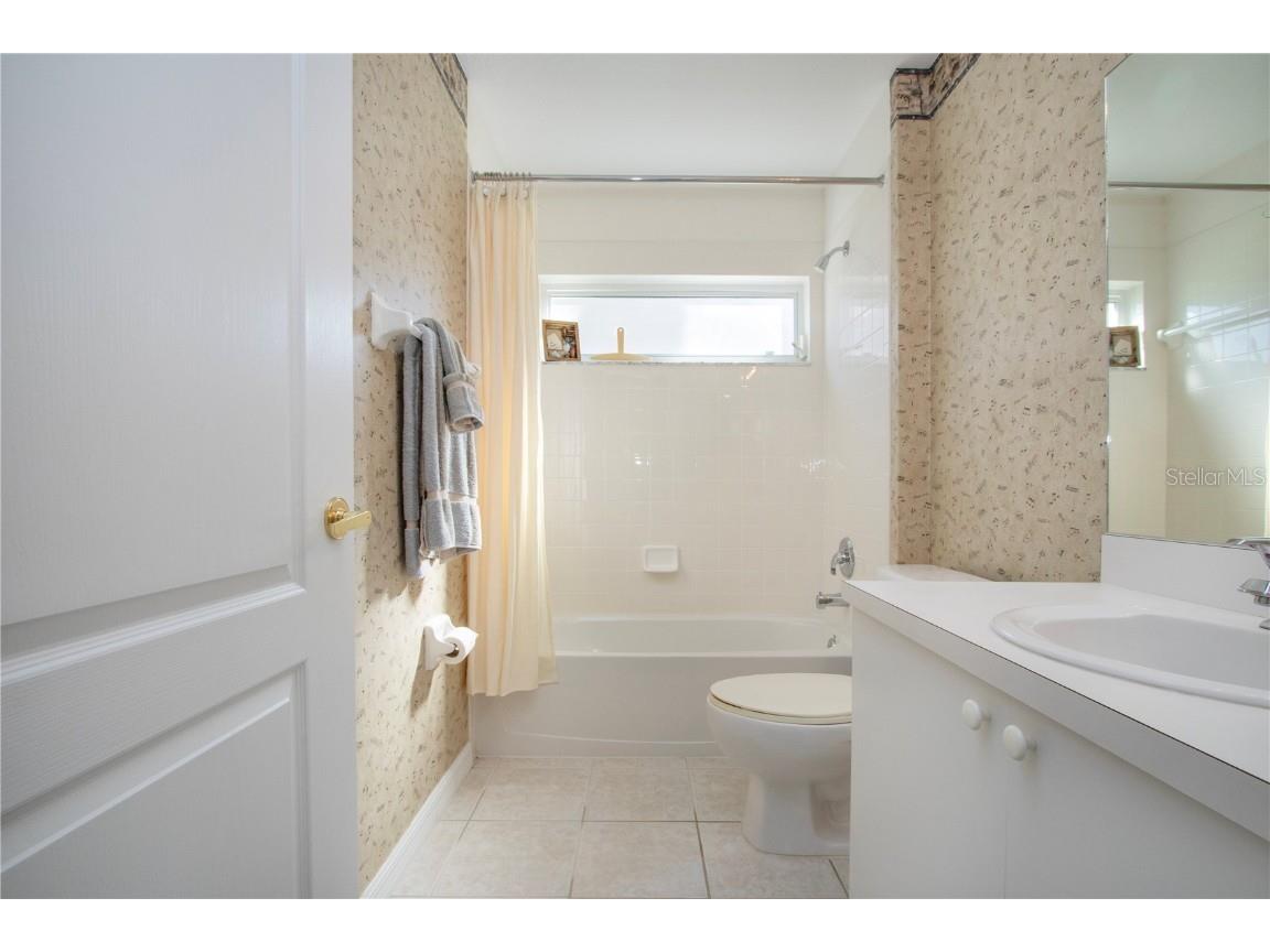 5300 Hyland Hills Avenue #U2016 Sarasota FL 34241 A4673371 image40