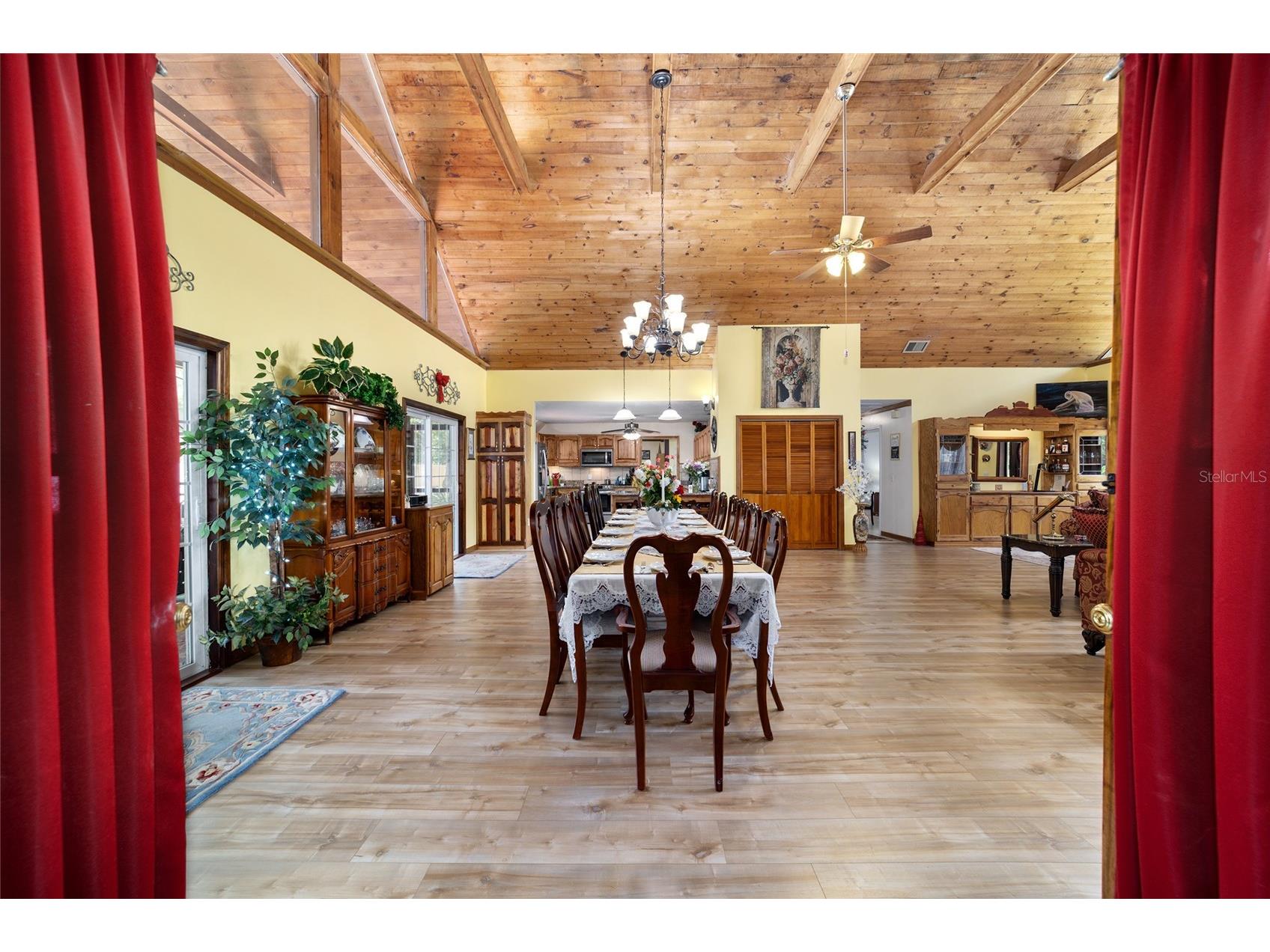 5300 NE 2nd Lane Ocala FL 34470 OM724686 image7