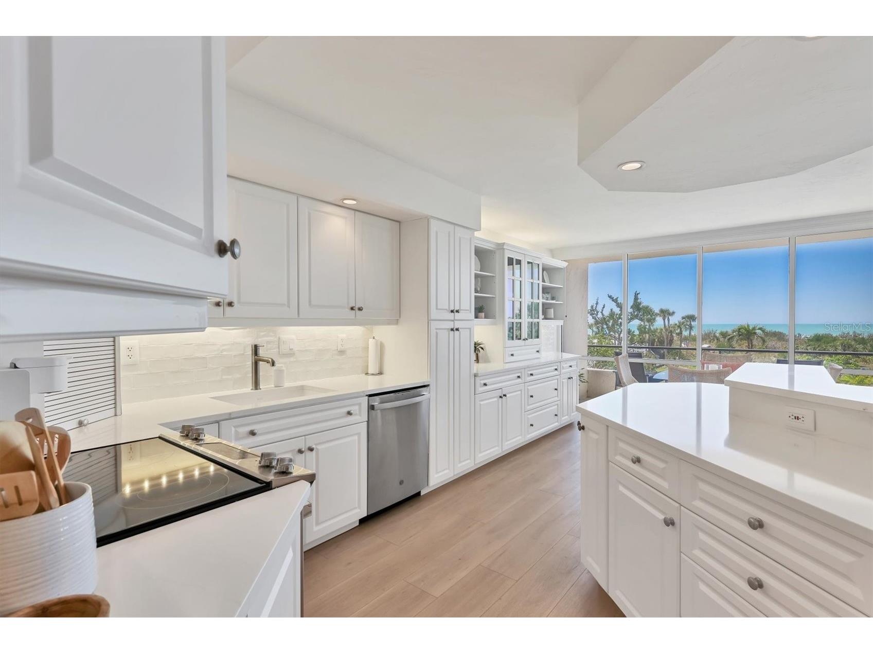 5300 Ocean Boulevard #202 Sarasota FL 34242 A4678274 image13