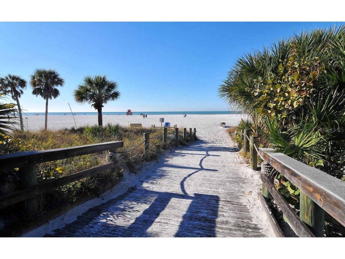 5300 Ocean Boulevard #301 Sarasota FL 34242 - GULF OF MEXICO A4679017 image51