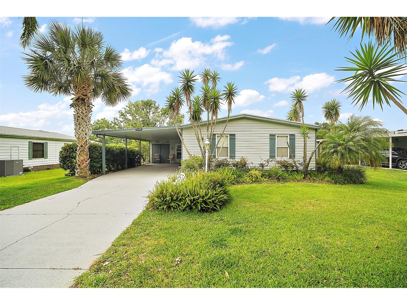 5300 Tigers Tail Leesburg FL 34748 - PLANTERS POND G5096957 image1