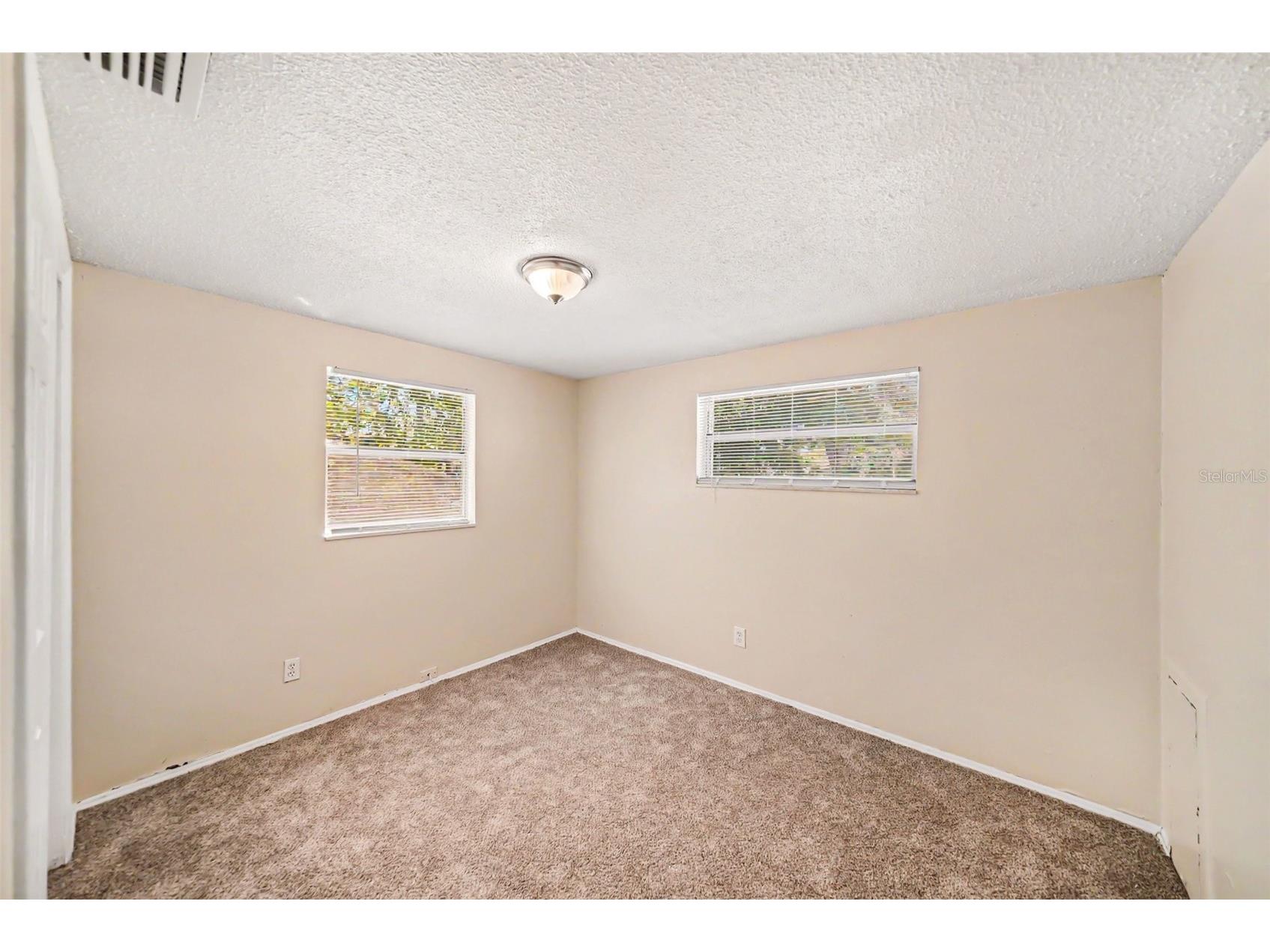 5301 82nd Avenue N Pinellas Park FL 33781 O6404874 image10