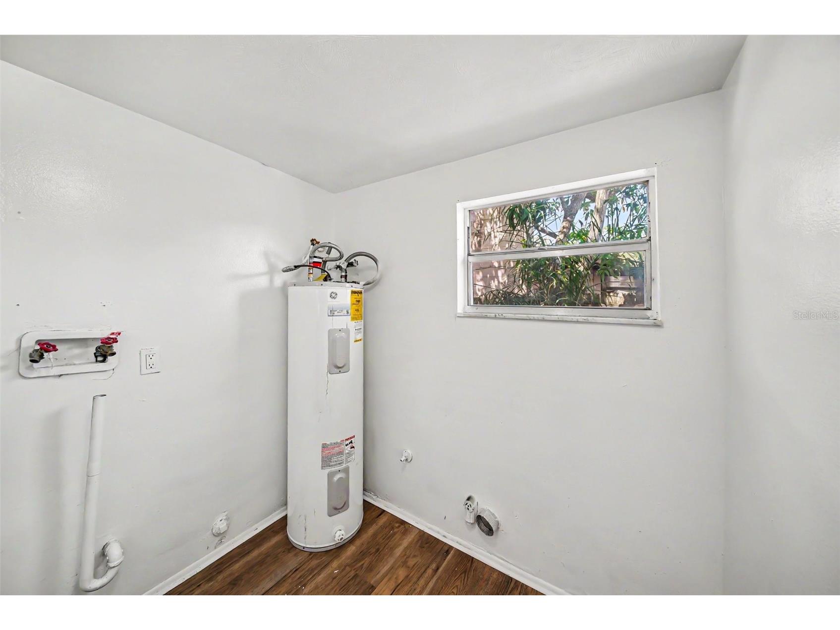 5301 82nd Avenue N Pinellas Park FL 33781 O6404874 image16