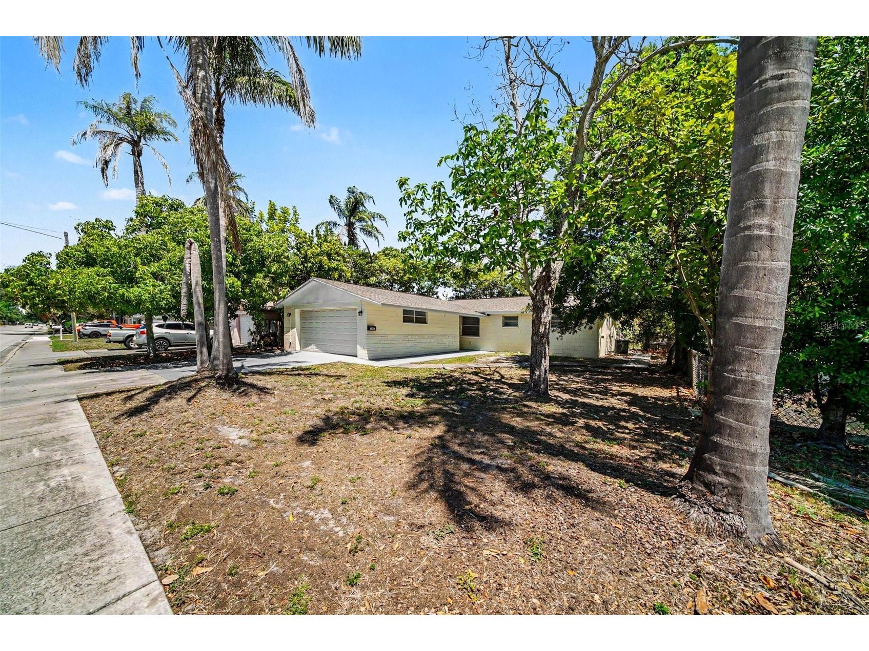 5301 82nd Avenue N Pinellas Park FL 33781 O6404874 image2