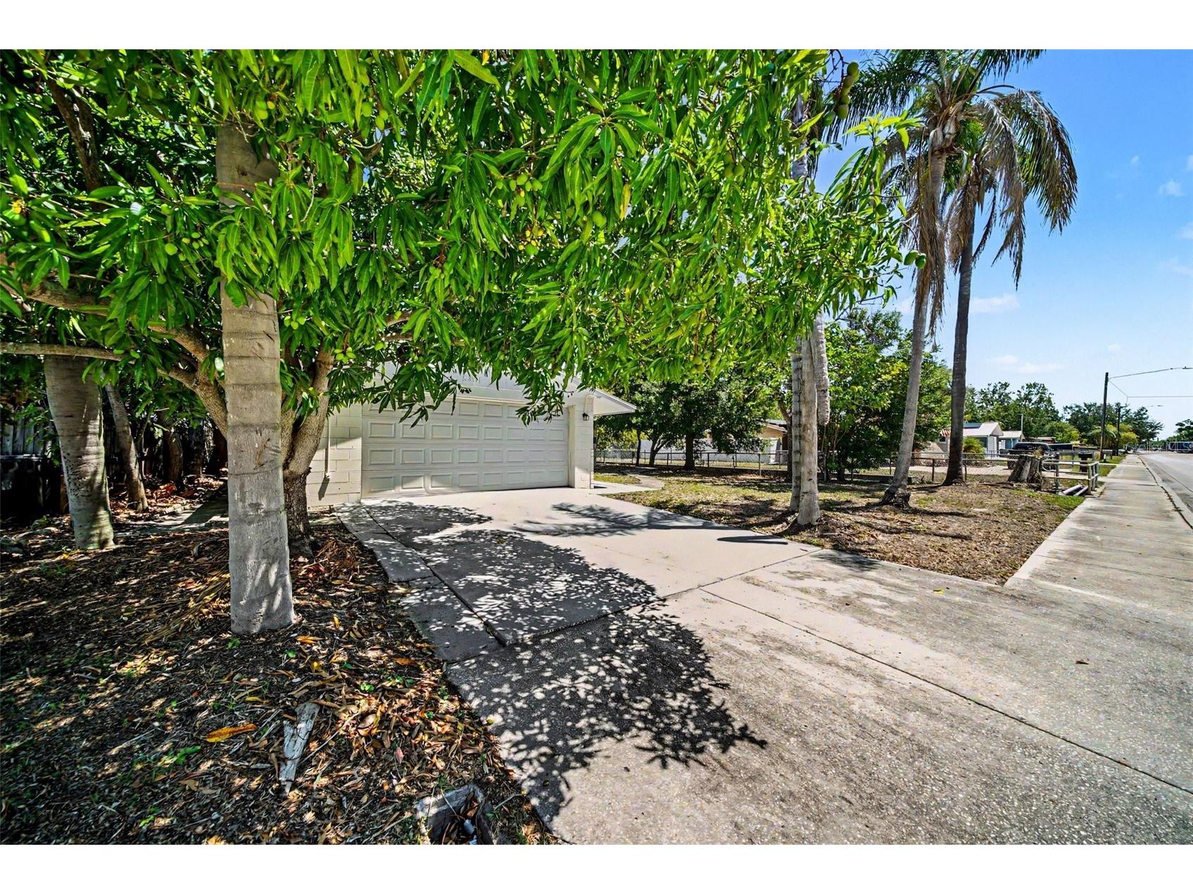 5301 82nd Avenue N Pinellas Park FL 33781 O6404874 image3