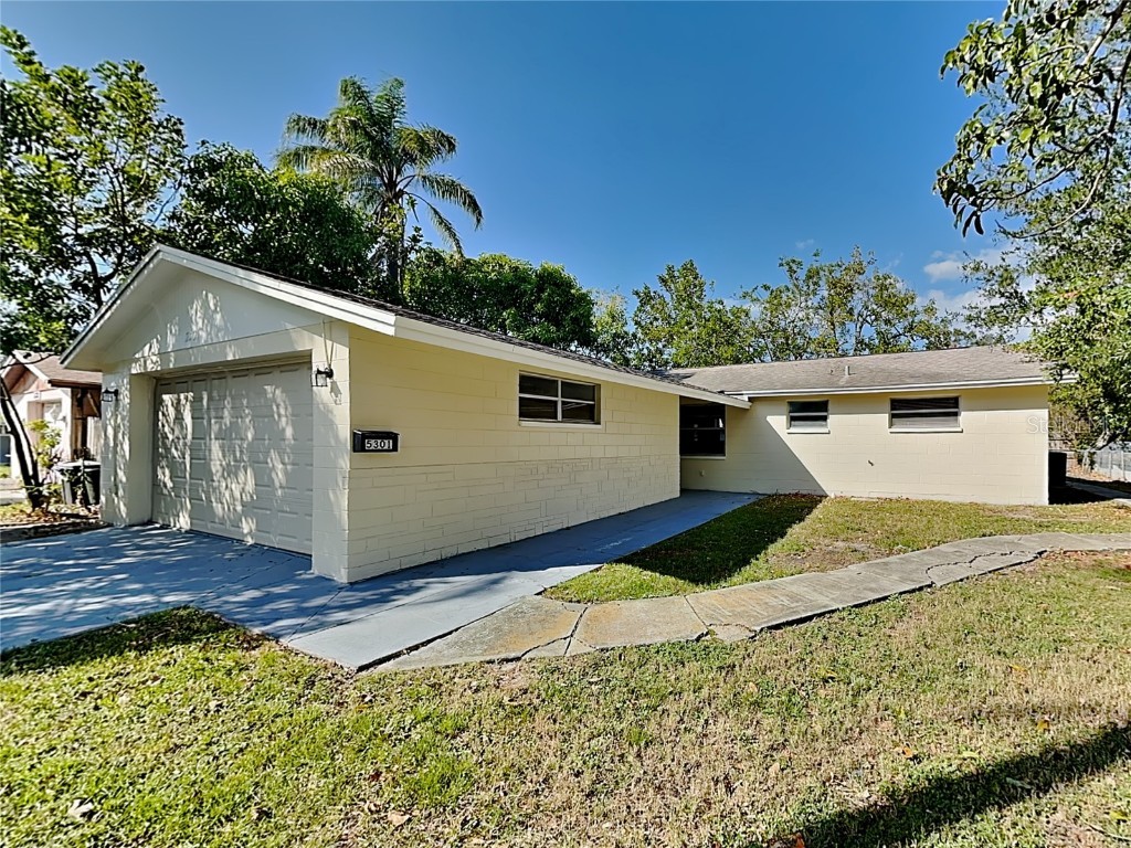 5301 82nd Avenue N Pinellas Park FL 33781 TB8318653 image1