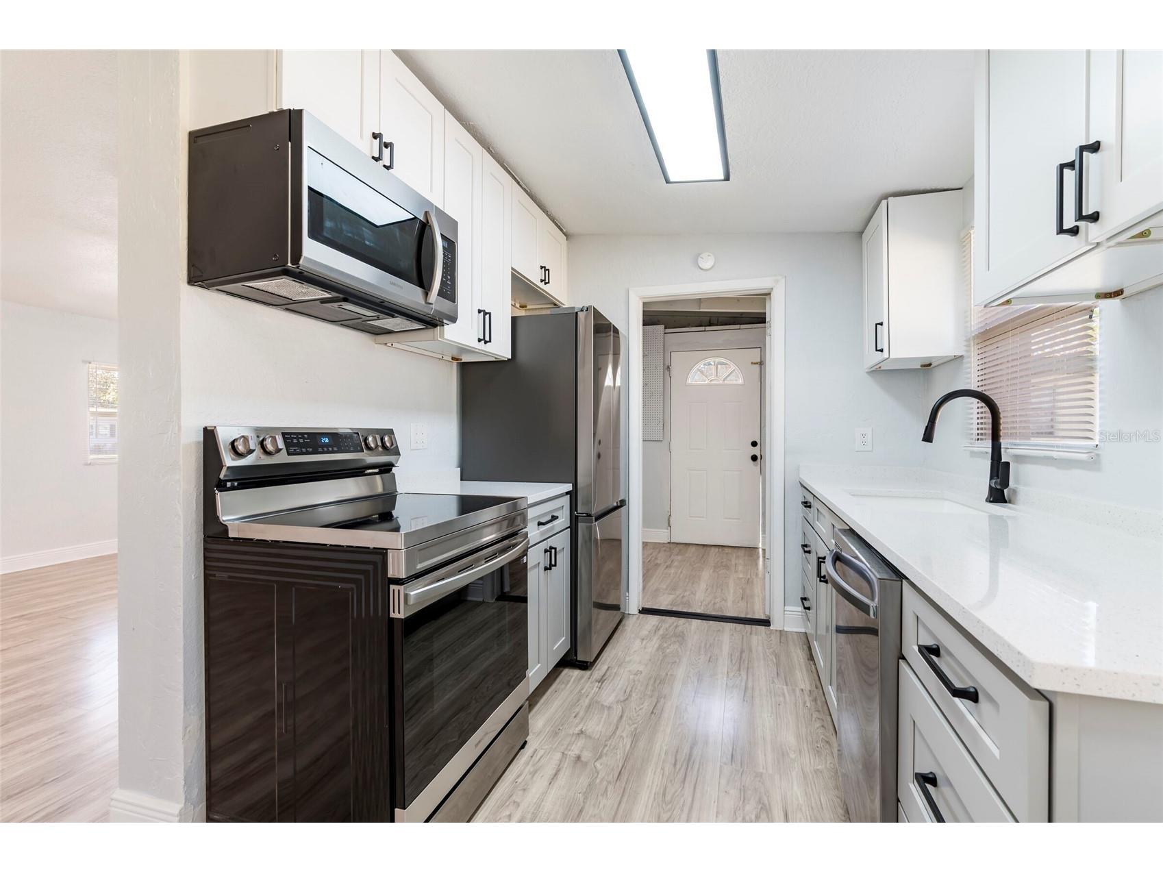 5301 97th Terrace N Pinellas Park FL 33782 TB8469761 image9